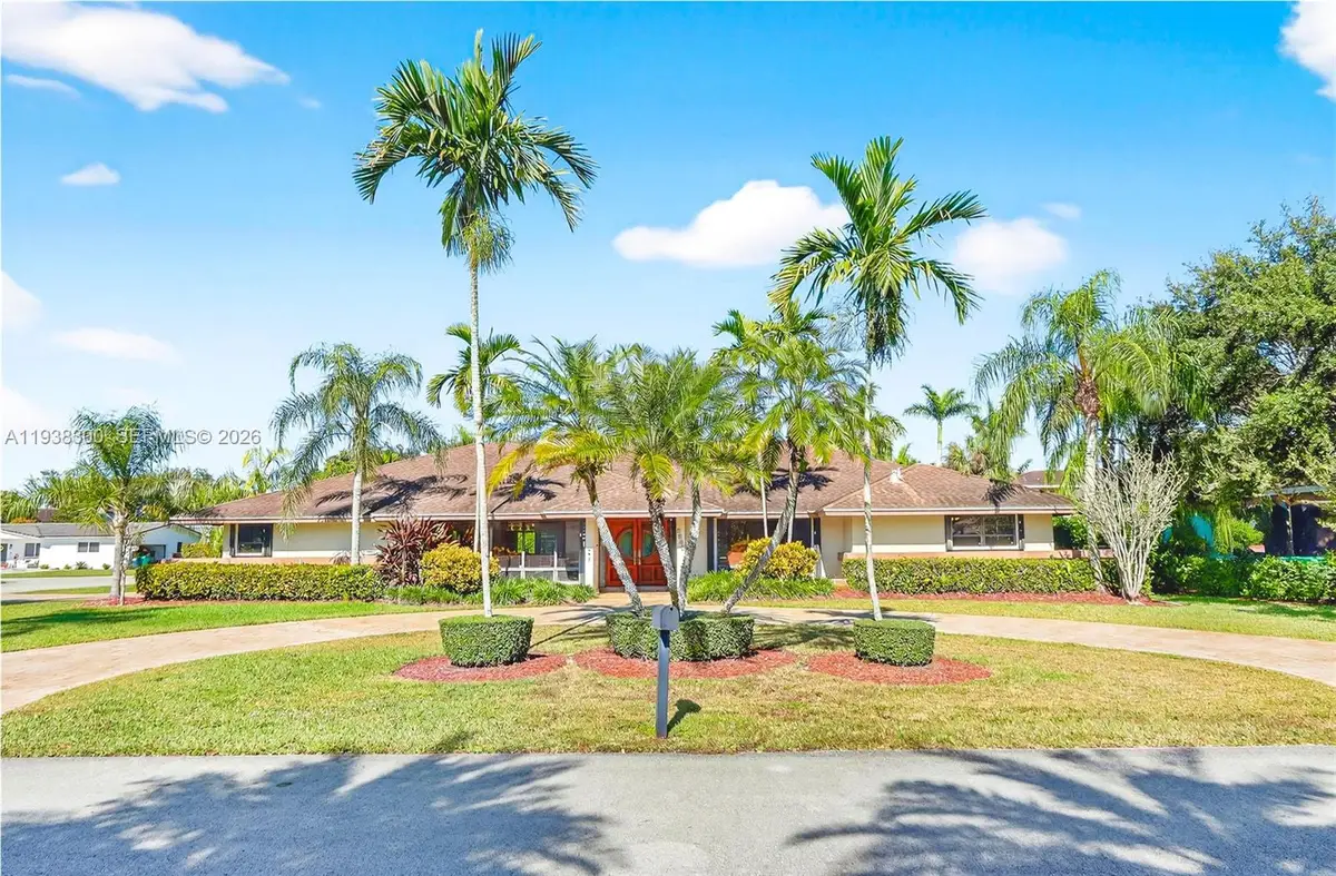 9995 SW 126th Ter, Miami, FL 33176 - Image #1