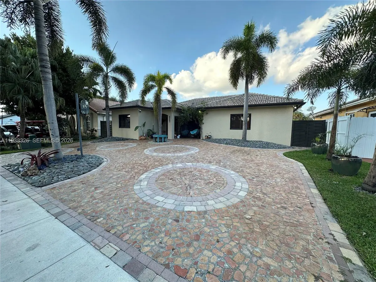 8935 NW 164th St, Miami Lakes, FL 33018 - Image #1