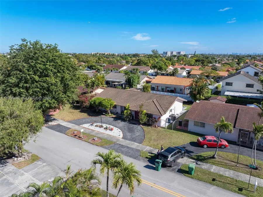521 SW 99th Ave, Miami, FL 33174 - Image #3