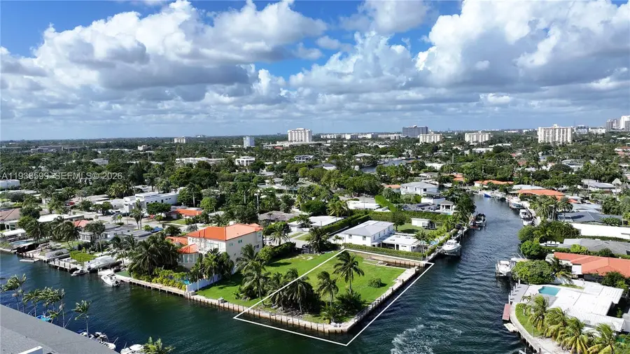 2210 NE 124th St, North Miami, FL 33181 - Image #3