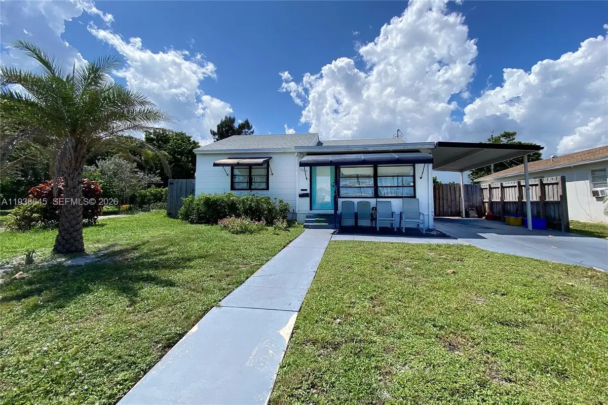 1109 S M St, Lake Worth, FL 33460 - Image #1