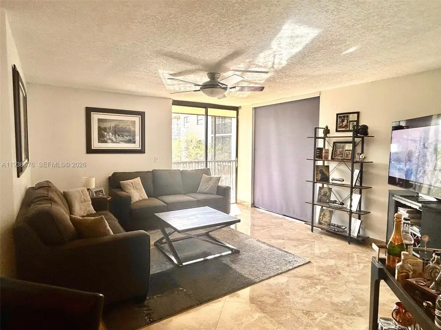 10501 W Broward Blvd #311, Plantation, FL 33324 - Image #3