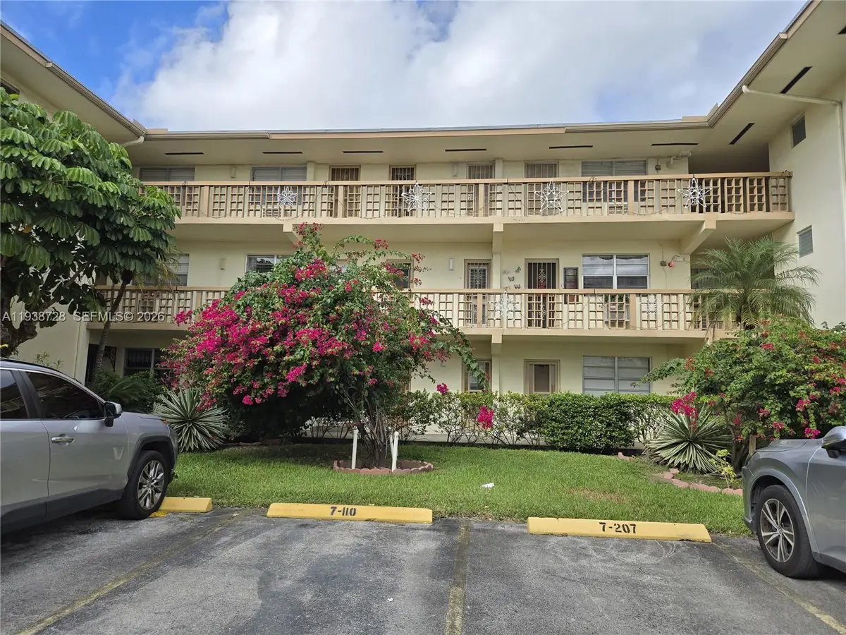 16801 NE 13th Ave #210, Miami, FL 33162 - Image #1