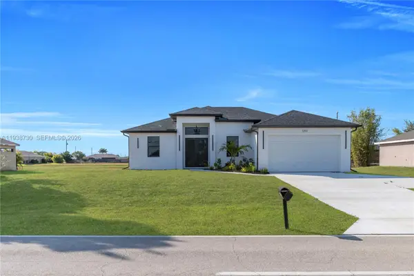 1202 N Nelson Rd, Cape Coral, FL 33993