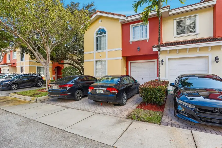 5355 SW 40th Ave, Dania Beach, FL 33314 - Image #2