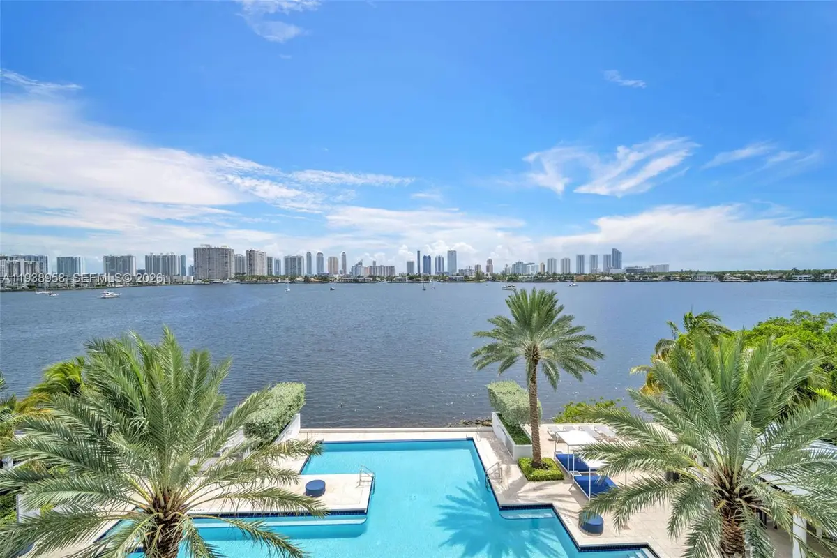 17111 Biscayne Blvd #411, North Miami Beach, FL 33160 - Image #1