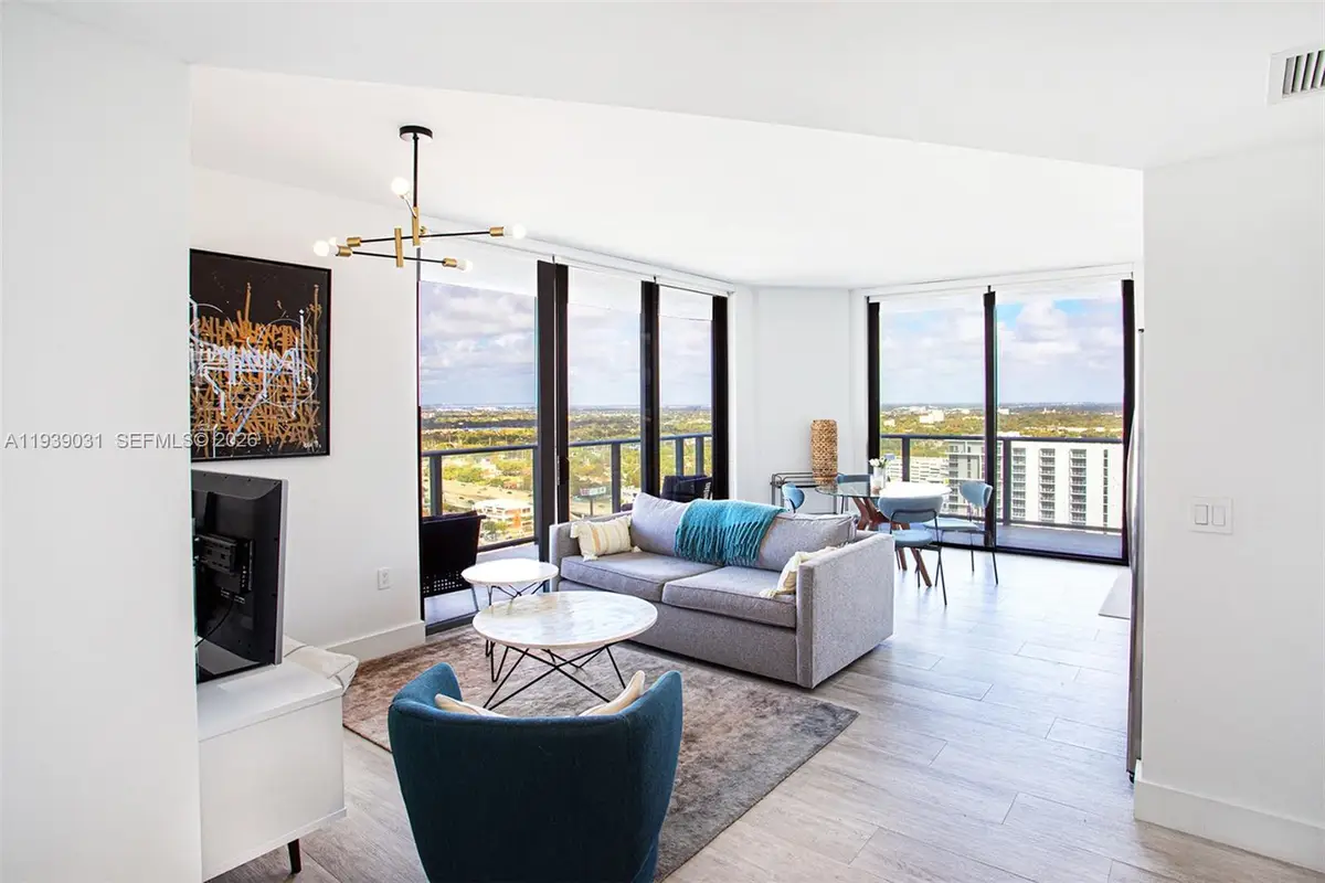 121 NE 34th St #2616, Miami, FL 33137 - Image #1