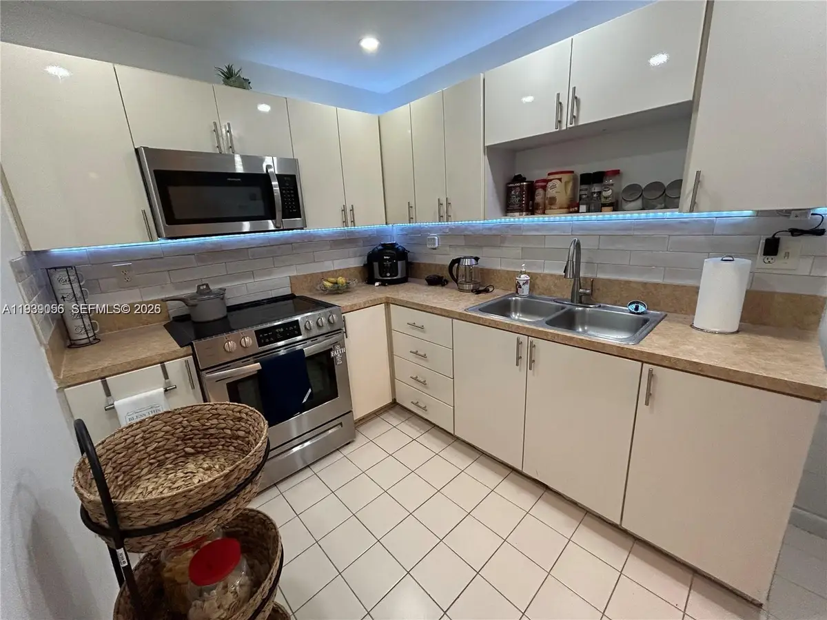 8251 NW 8th St #214, Miami, FL 33126 - #1