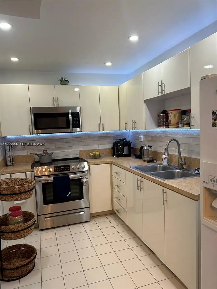 8251 NW 8th St #214, Miami, FL 33126 - #2