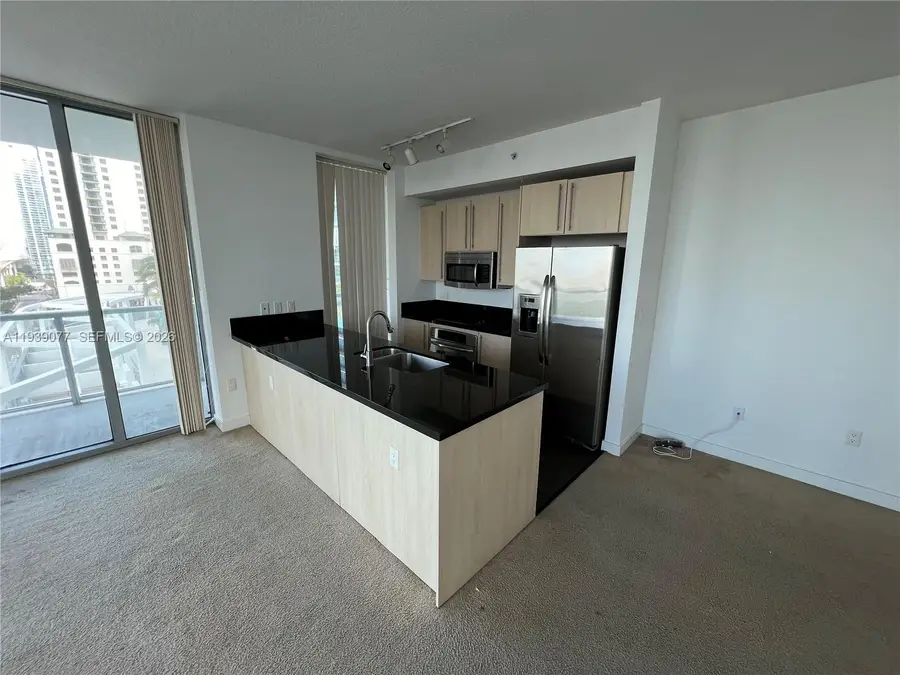 79 SW 12th St #1112-S, Miami, FL 33130 - Image #2