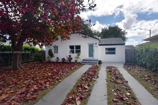 1084 NW 66th St, Miami, FL 33150