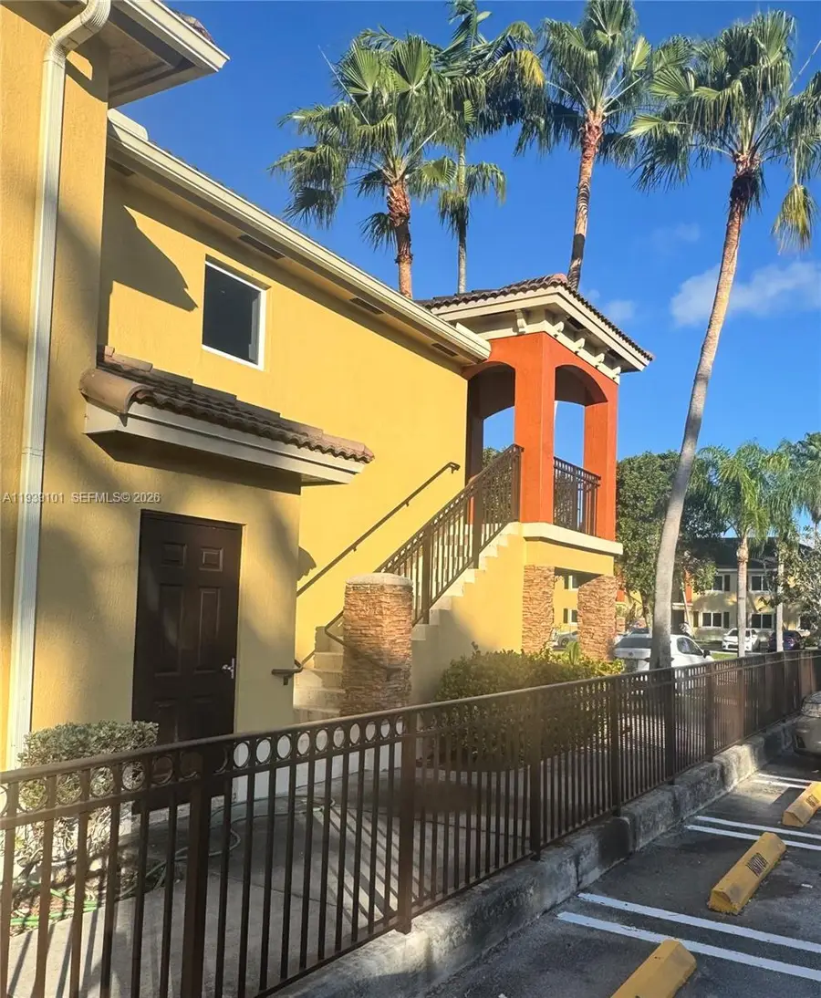 3390 NE 10th St #201, Homestead, FL 33033 - #3