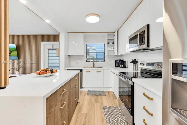 502 Osprey Dr #19B, Delray Beach, FL 33444