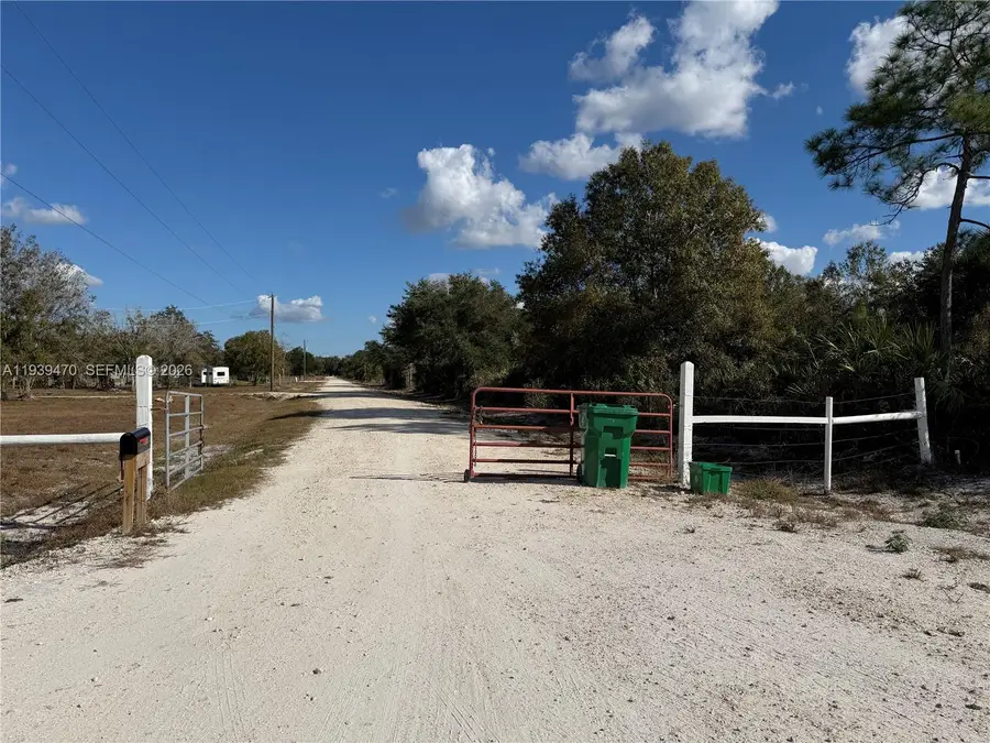 2901 Cornerstone Way, Clewiston, FL 33440 - #2