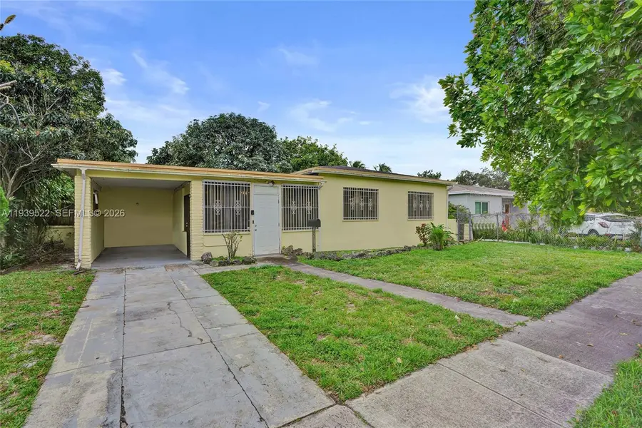 1050 NE 153rd Ter, North Miami Beach, FL 33162 - Image #2