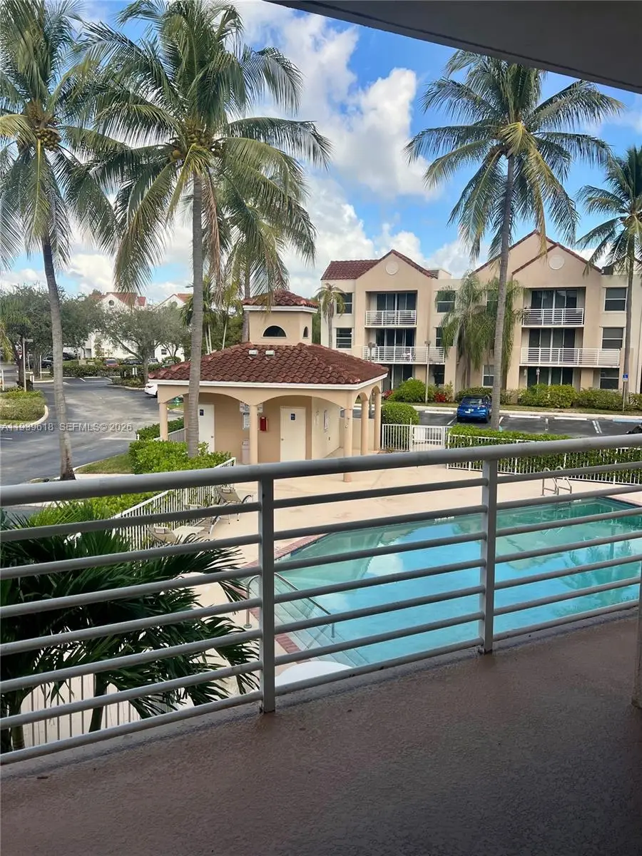 2711 Ocean Club Blvd #207, Hollywood, FL 33019 - Image #2