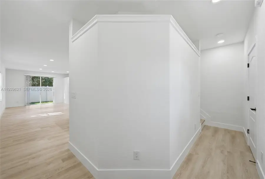 5703 NW 48th Ave, Coconut Creek, FL 33073 - Image #3