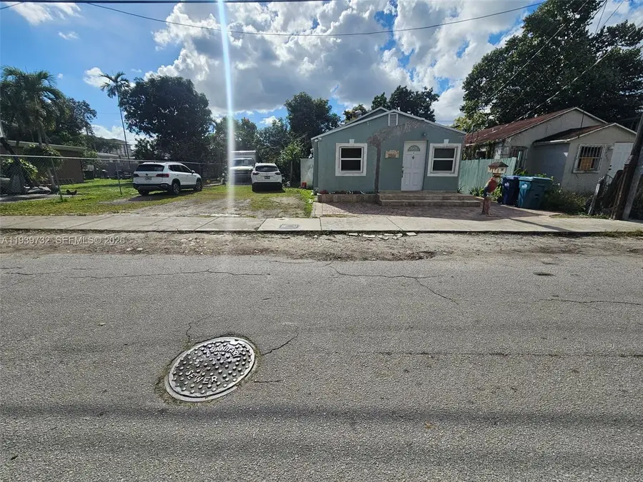 2944 NW 44th St, Miami, FL 33142 - Image #2