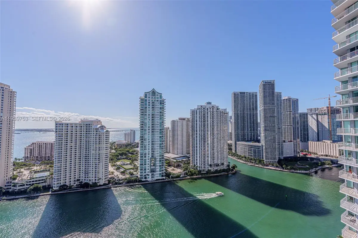 335 S Biscayne Blvd #3005, Miami, FL 33131 - Image #1