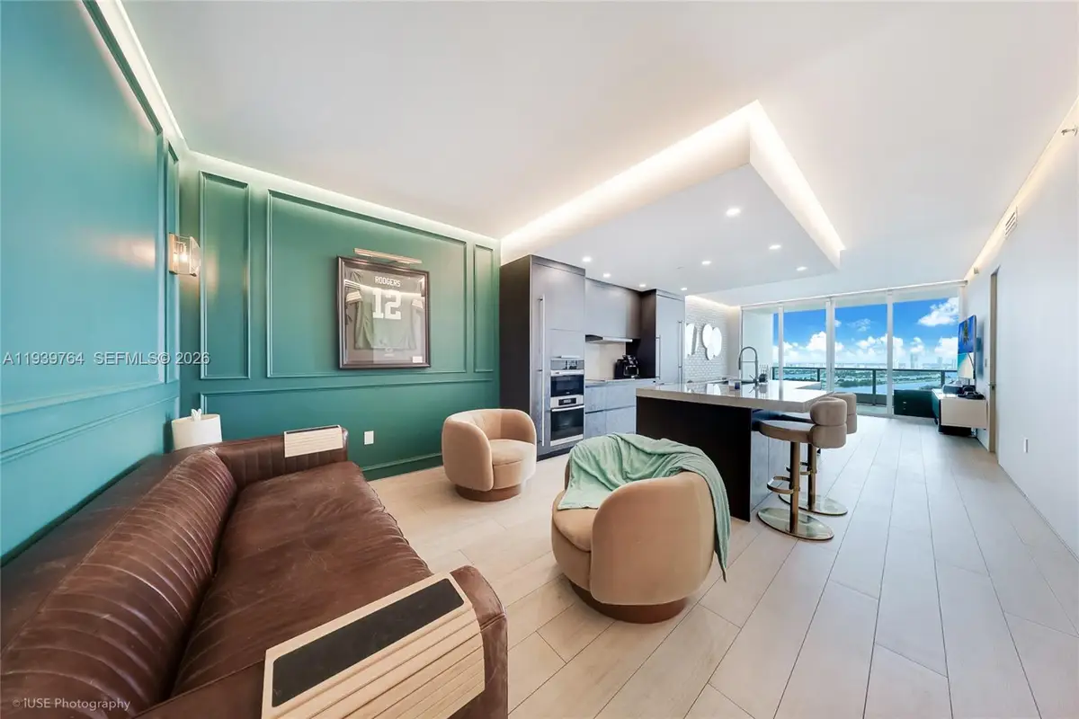 900 Biscayne Blvd #3105, Miami, FL 33132 - Image #1