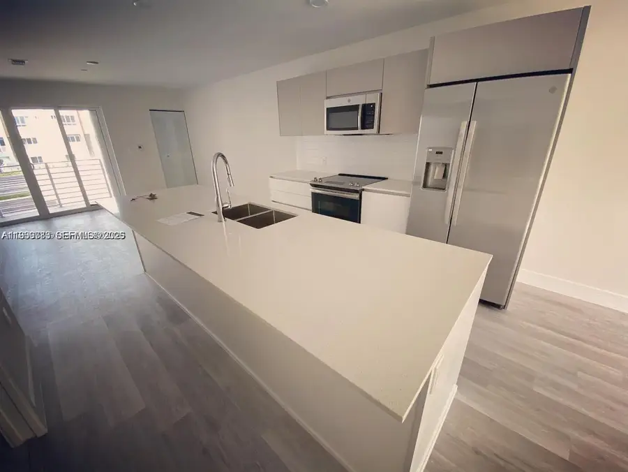 2505 NE 193rd St #4204, Aventura, FL 33180 - Image #3
