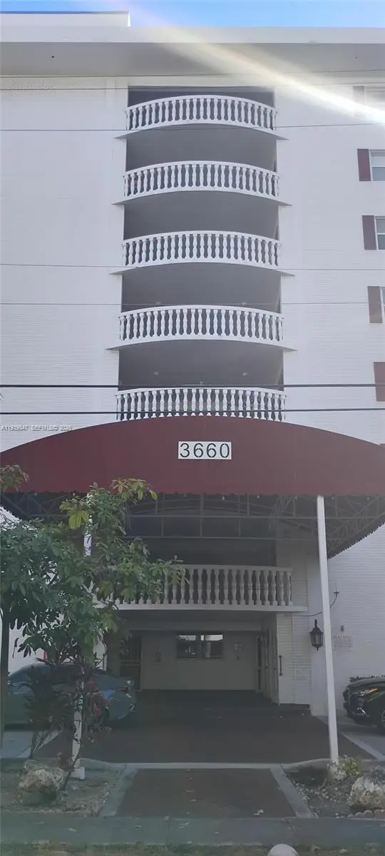 3660 NE 166th St #607, North Miami Beach, FL 33160