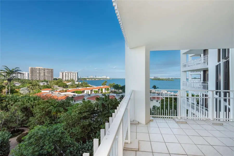 4000 Towerside Ter #805, Miami, FL 33138 - Image #2