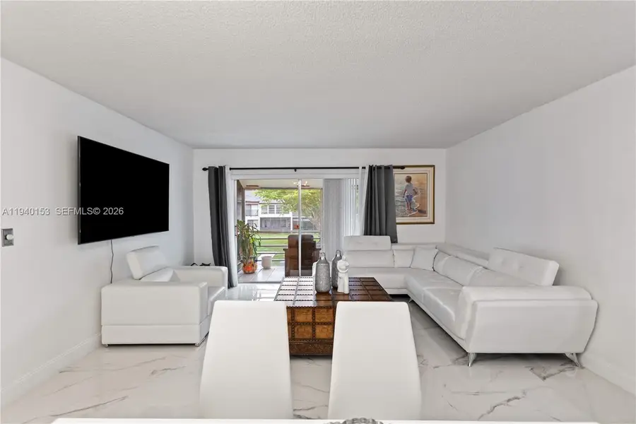 335 W Laurel Drive #8M, Margate, FL 33063 - Image #3