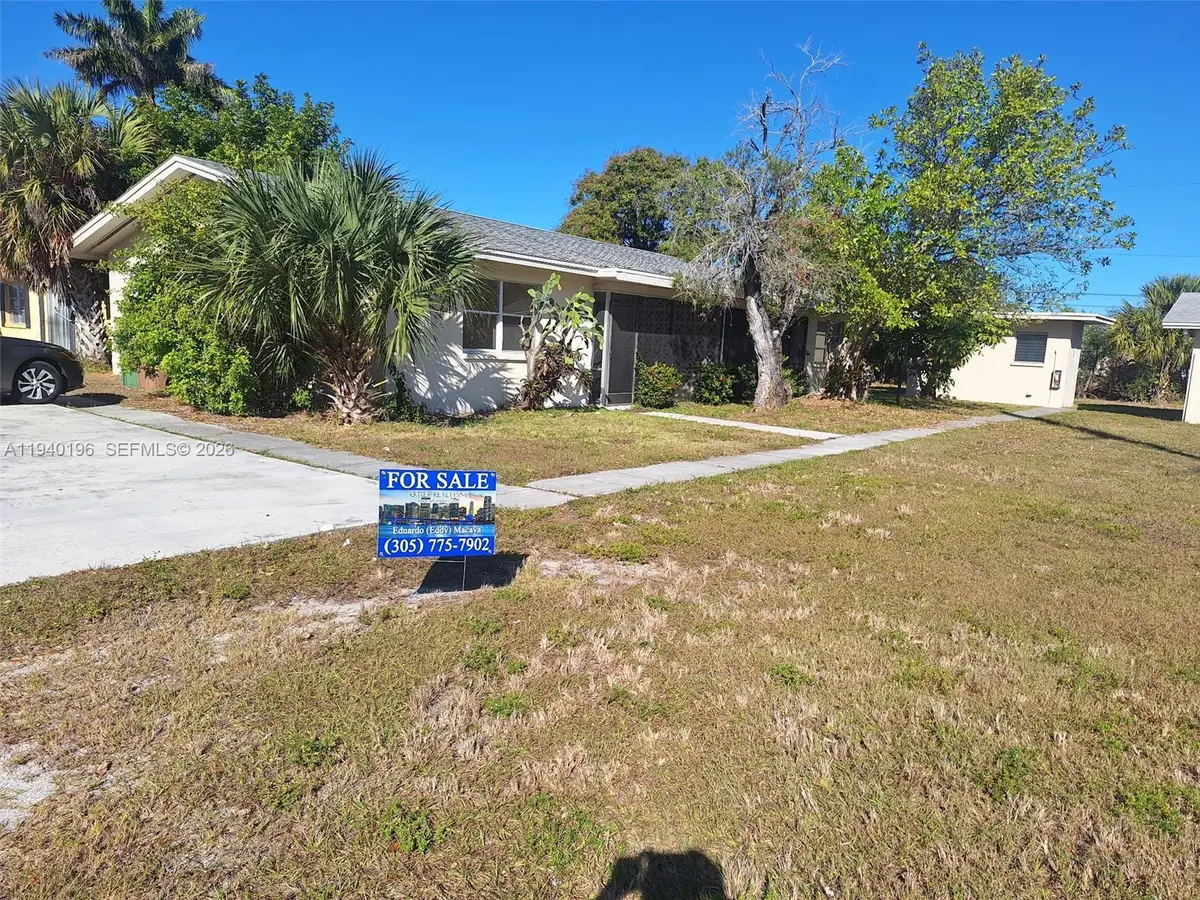 245 E Parkway, Cape Coral, FL 33904 - #1