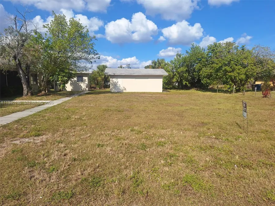 245 E Parkway, Cape Coral, FL 33904 - #3