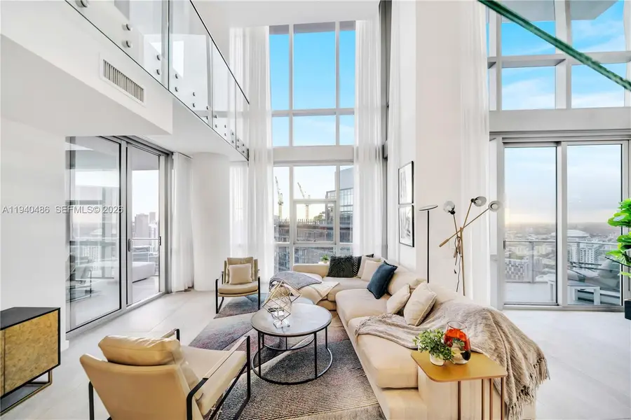 851 NE 1st Avenue #Penthouse 4612, Miami, FL 33132 - Image #3