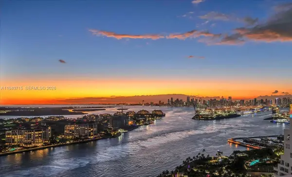 100 S Pointe Dr #3002, Miami Beach, FL 33139