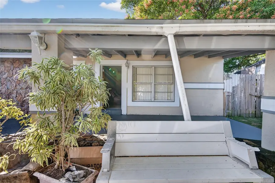 2021 NW 29th Ave, Fort Lauderdale, FL 33311 - Image #2