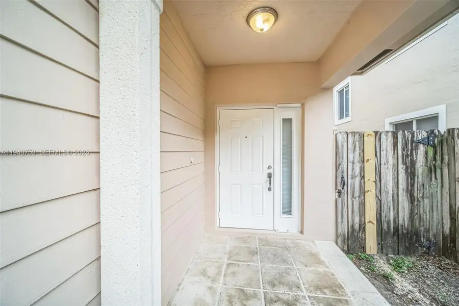 3223 SE 2nd Dr, Homestead, FL 33033 - Image #3