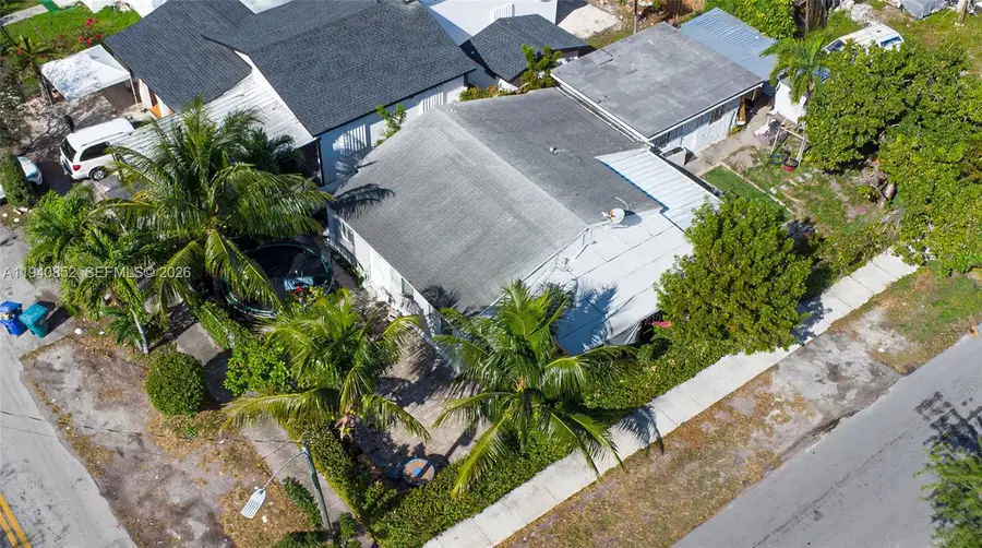 1401 NW 44th St, Miami, FL 33142 - Image #3