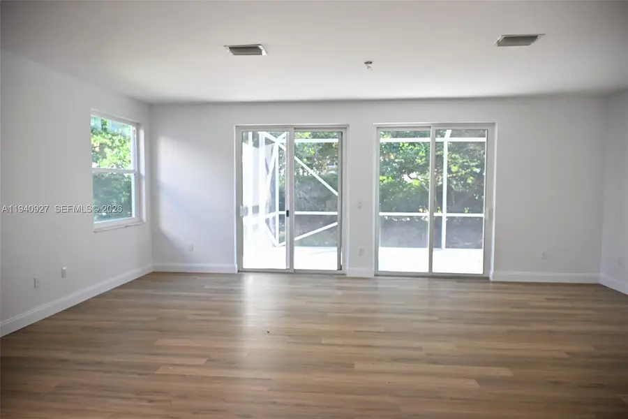 781 NW 155th Ter, Pembroke Pines, FL 33028-1511 - Image #3