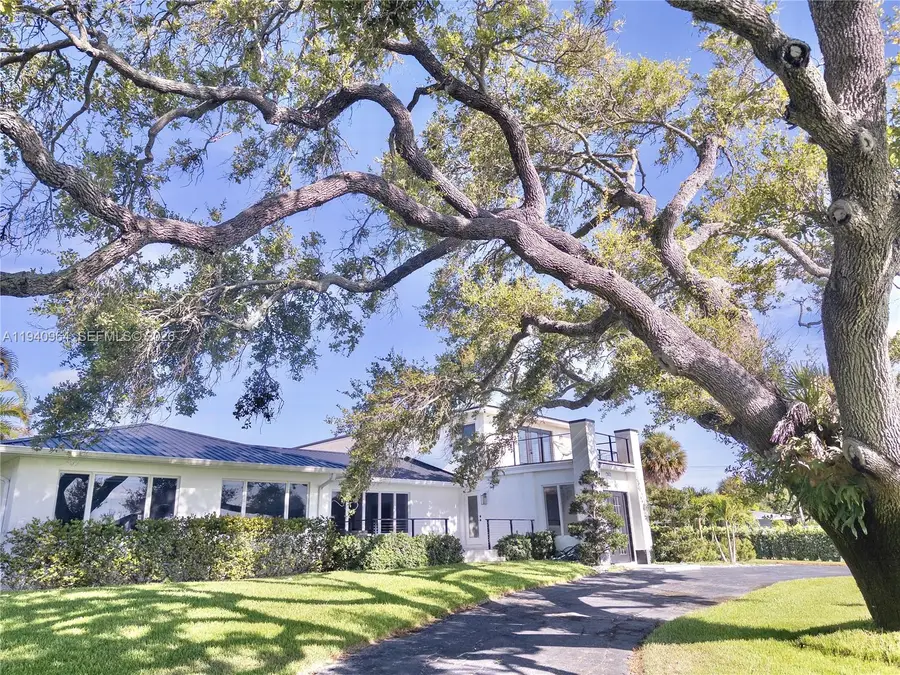 2611 S Indian River Dr, Fort Pierce, FL 34950 - Image #3