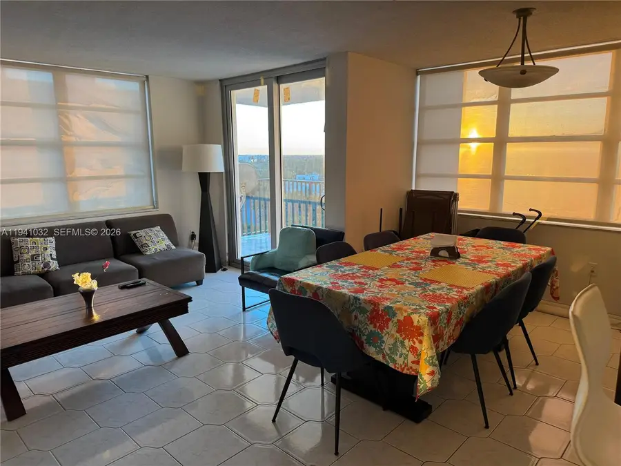 2750 NE 183rd St #1503, Aventura, FL 33160 - Image #3