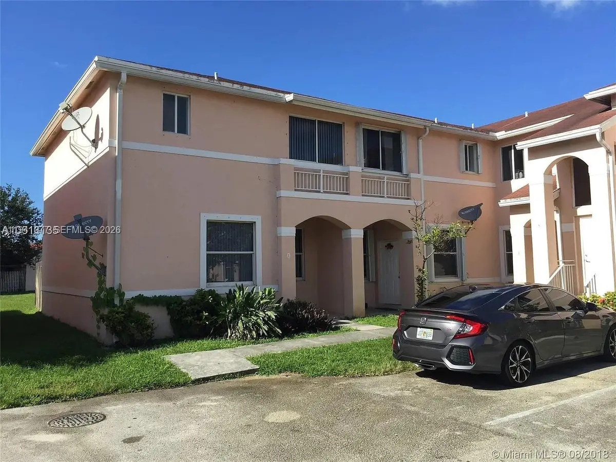 885 NE 213th Ter #2, Miami, FL 33179 - Image #1