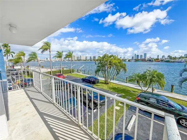 16570 NE 26th Ave #2J, North Miami Beach, FL 33160