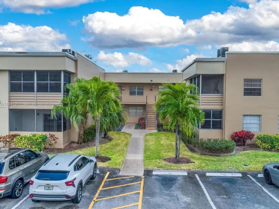 414 Capri I #414, Delray Beach, FL 33484 - Image #3