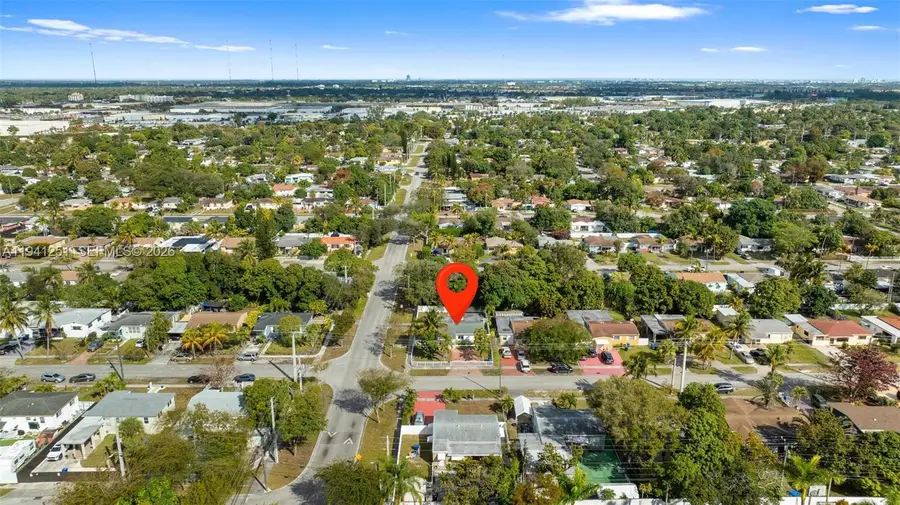 201 NE 169th St, North Miami Beach, FL 33162 - #3