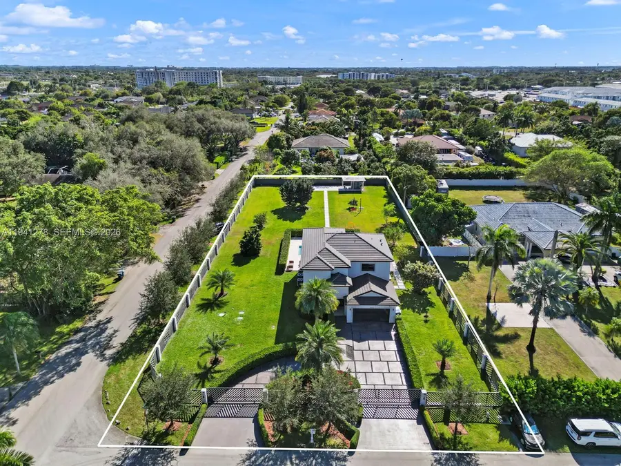 15402 SW 274th St, Homestead, FL 33032 - #2