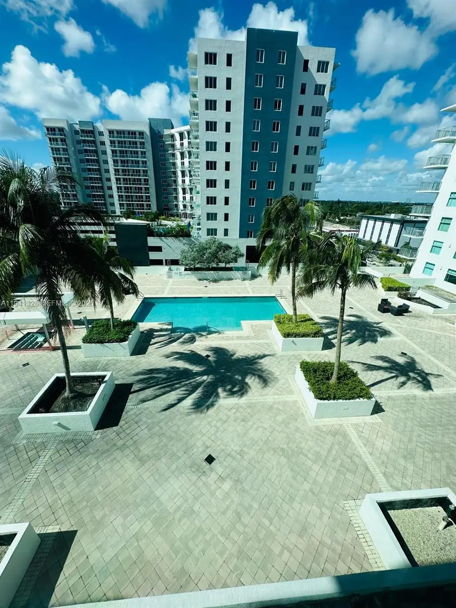 140 S Dixie Hwy #707, Hollywood, FL 33020 - Image #1