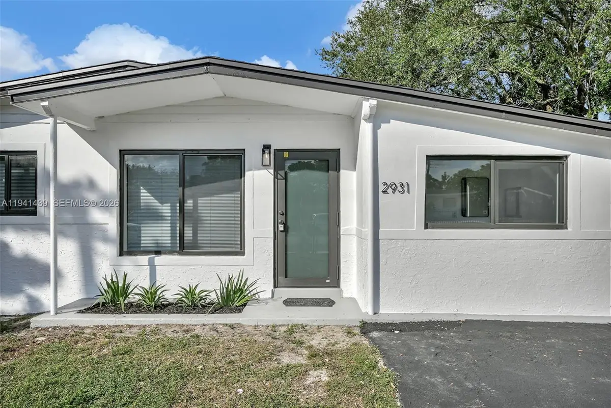 2931 NW 190th St, Miami Gardens, FL 33056 - Image #1