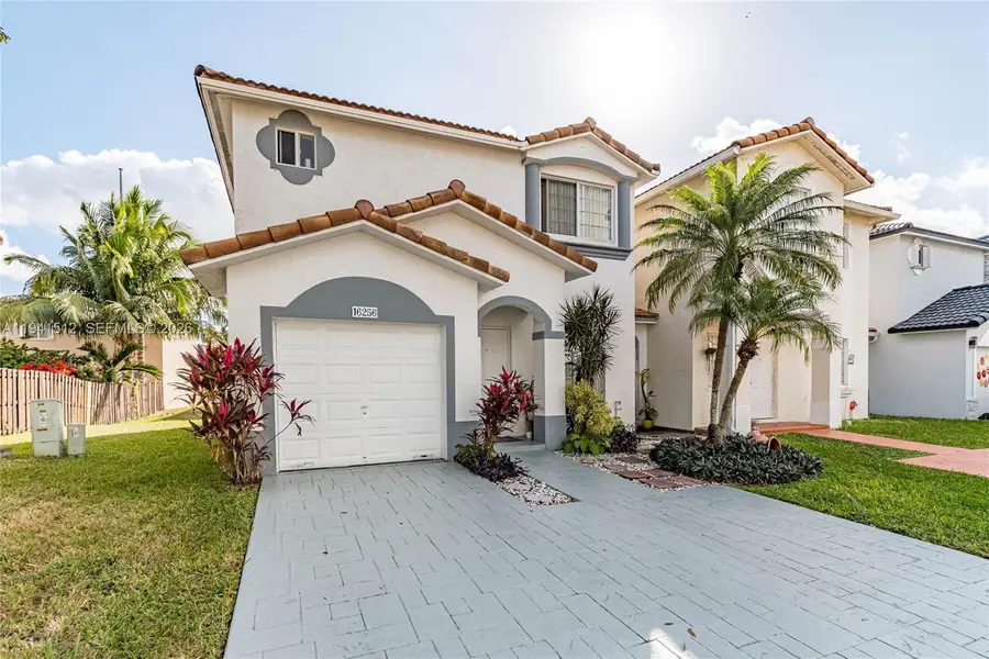 16256 SW 97th St, Miami, FL 33196 - Image #2