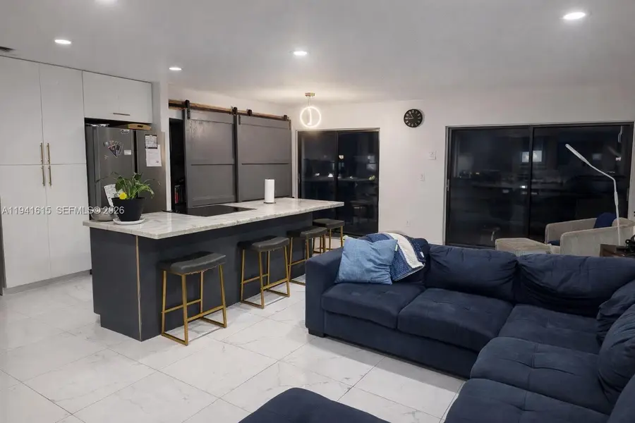 7337 Stardust Dr, Hialeah, FL 33015 - Image #3