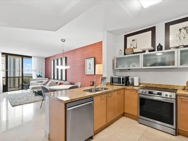 16275 Collins Ave #2103, Sunny Isles Beach, FL 33160