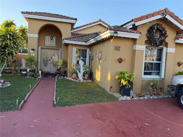 1062 NW 133rd Ave, Miami, FL 33182