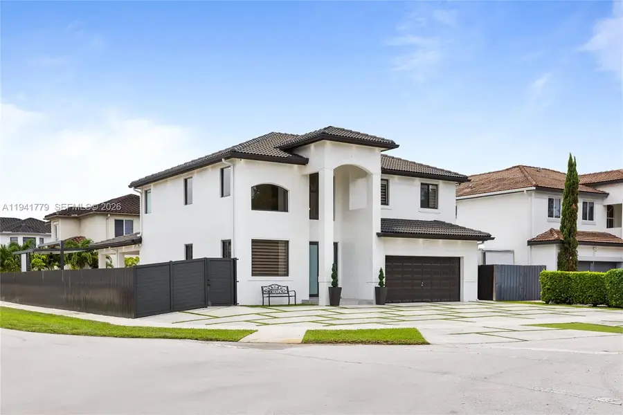 5324 SW 164 Ct, Miami, FL 33185 - Image #2